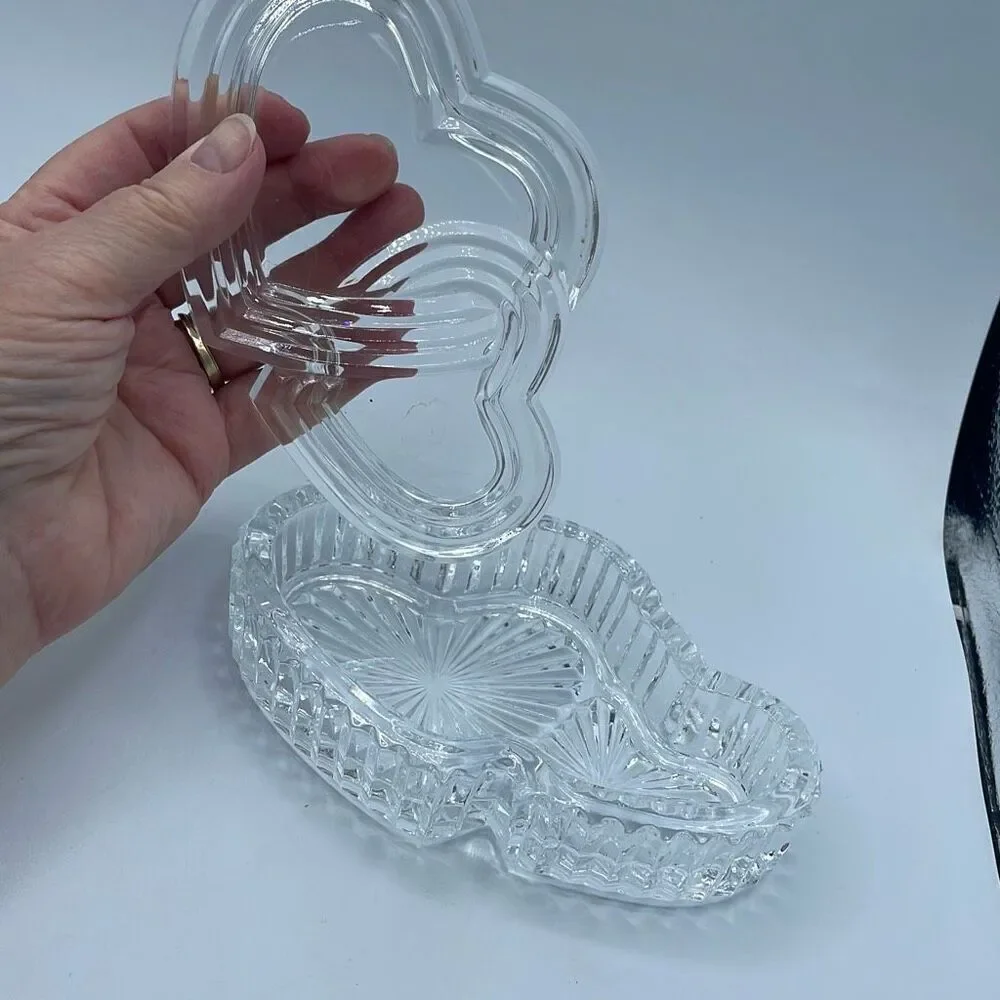 Cristal d’Arques  -Durand Two Hearts Crystal Trinket box.